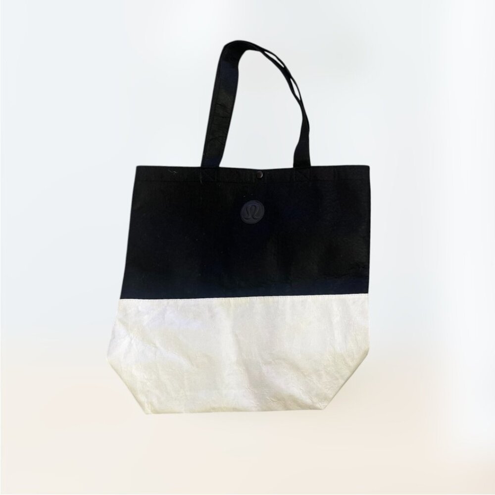 Lululemon Large Reusable Shopping Gym Tote Lunch Bag Limited Edition